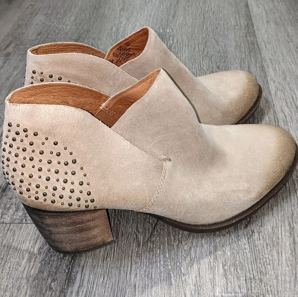 NAYA Studded Ankle Boots - Picture 1 of 6